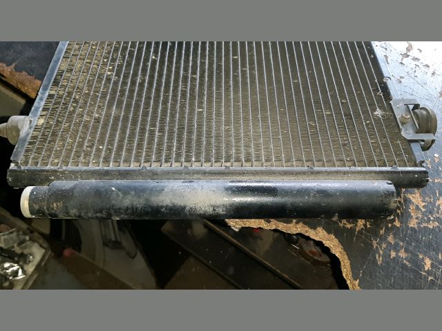 bontott TOYOTA COROLLA Klímahűtő Radiátor