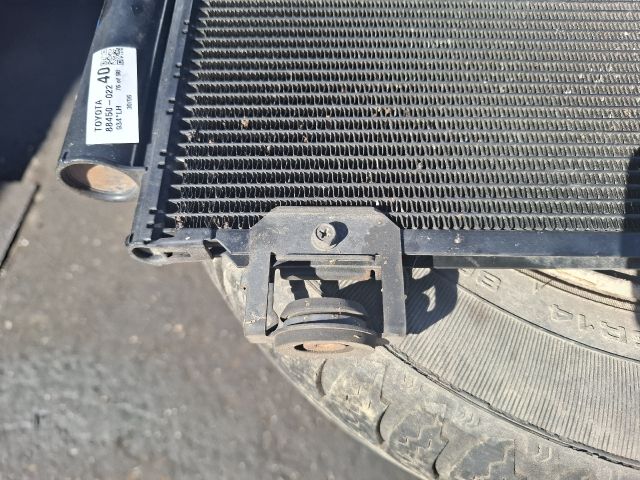 bontott TOYOTA COROLLA Klímahűtő Radiátor