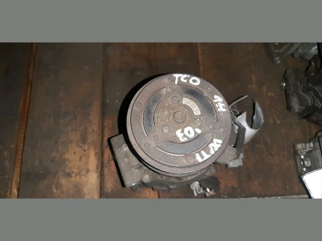 bontott TOYOTA COROLLA Klímakompresszor