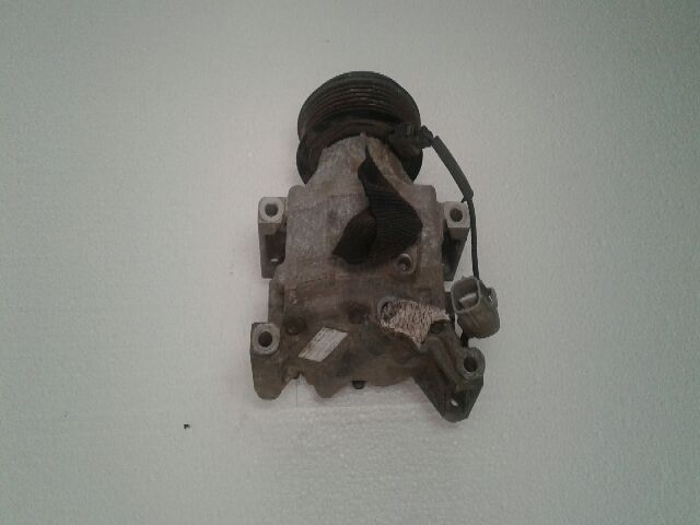 bontott TOYOTA COROLLA Klímakompresszor