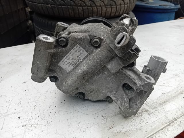 bontott TOYOTA COROLLA Klímakompresszor