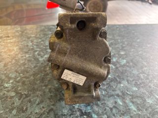 bontott TOYOTA COROLLA Klímakompresszor