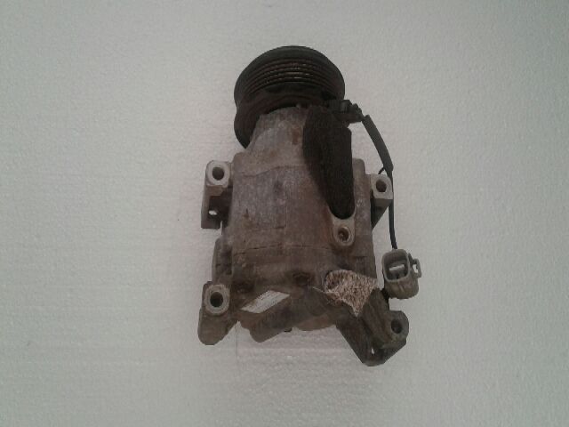 bontott TOYOTA COROLLA Klímakompresszor