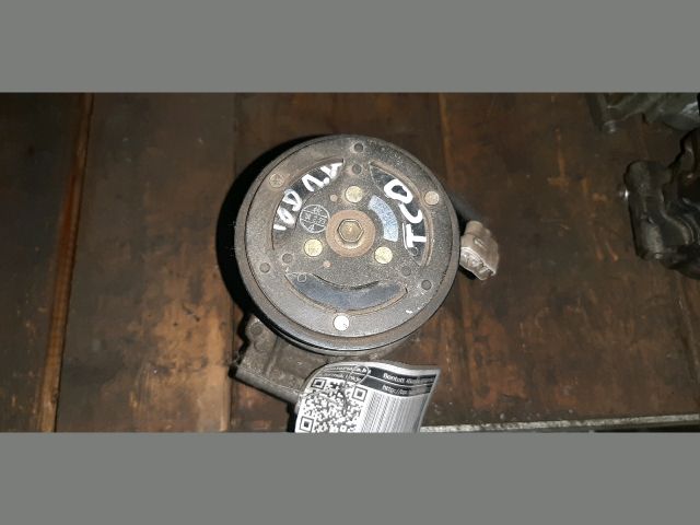 bontott TOYOTA COROLLA Klímakompresszor