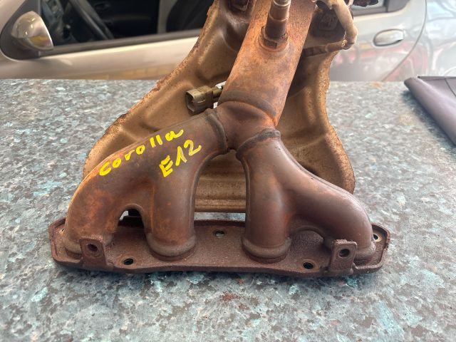 bontott TOYOTA COROLLA Leömlő (Soros)