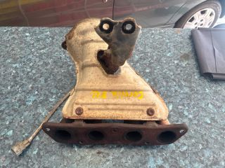 bontott TOYOTA COROLLA Leömlő (Soros)