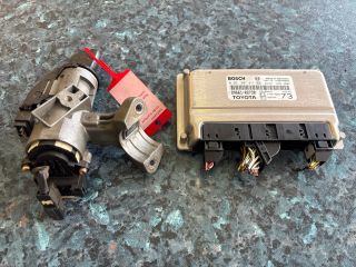 bontott TOYOTA COROLLA Motorvezérlő