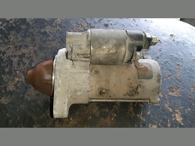 bontott TOYOTA COROLLA Önindító