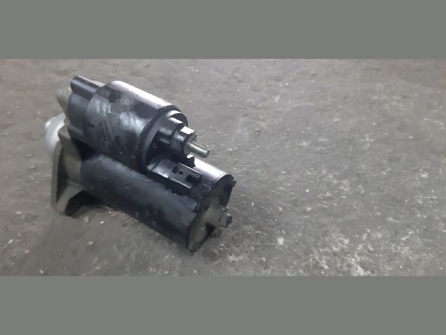 bontott TOYOTA COROLLA Önindító