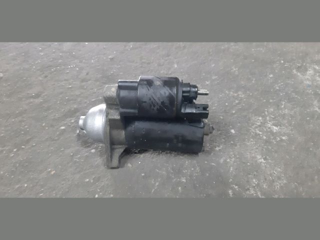 bontott TOYOTA COROLLA Önindító