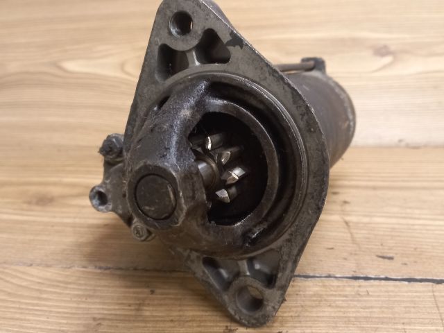 bontott TOYOTA COROLLA Önindító