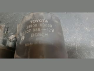 bontott TOYOTA COROLLA Önindító