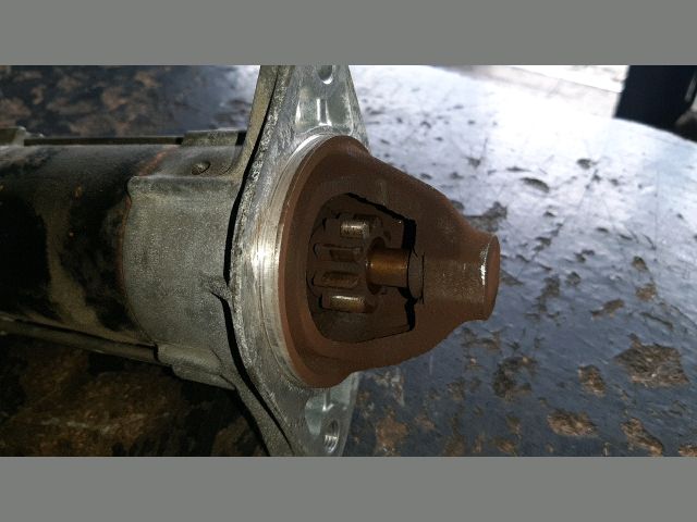 bontott TOYOTA COROLLA Önindító