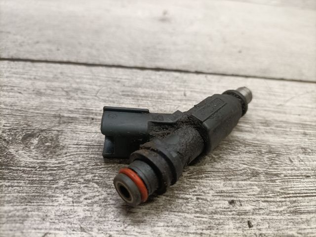 bontott TOYOTA COROLLA Porlasztó (1 db)