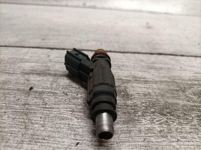 bontott TOYOTA COROLLA Porlasztó (1 db)