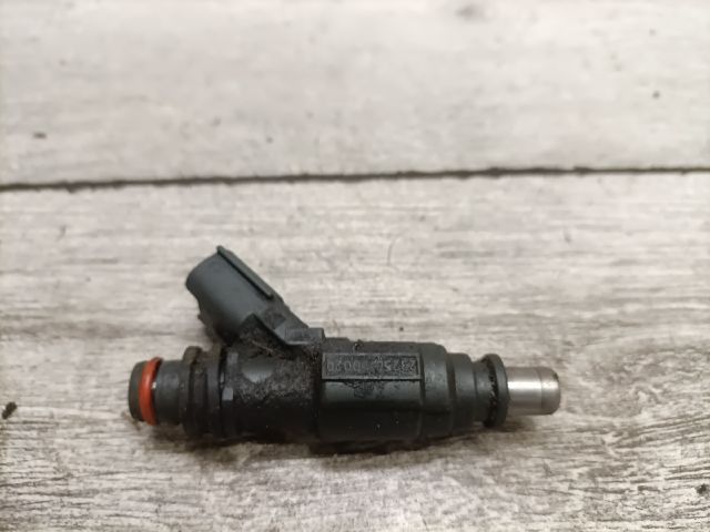 bontott TOYOTA COROLLA Porlasztó (1 db)