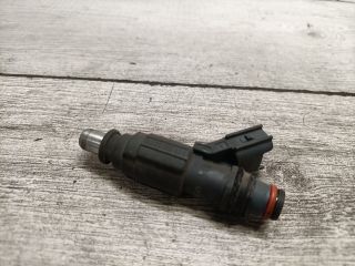 bontott TOYOTA COROLLA Porlasztó (1 db)