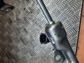 bontott TOYOTA COROLLA Porlasztó Sor / Híd