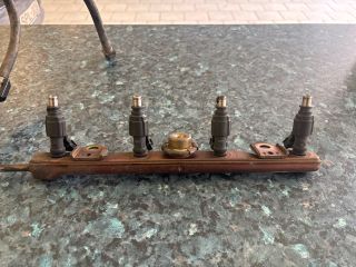 bontott TOYOTA COROLLA Porlasztó Sor / Híd