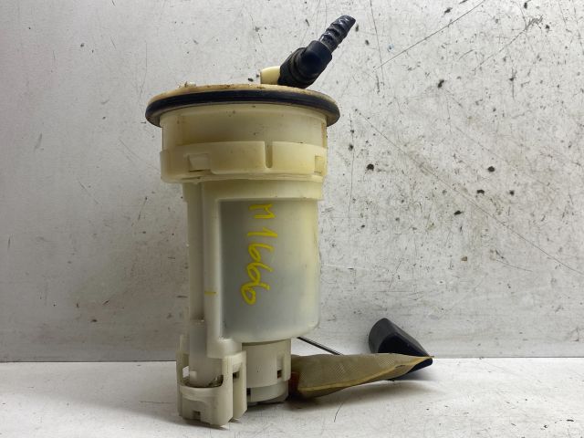 bontott TOYOTA COROLLA Üzemanyag Szivattyú