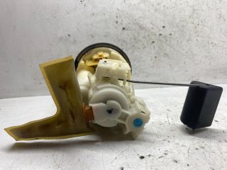 bontott TOYOTA COROLLA Üzemanyag Szivattyú