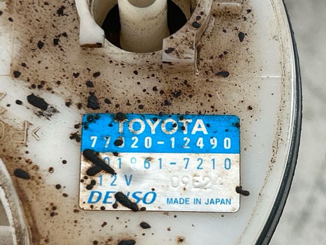 bontott TOYOTA COROLLA Üzemanyag Szivattyú