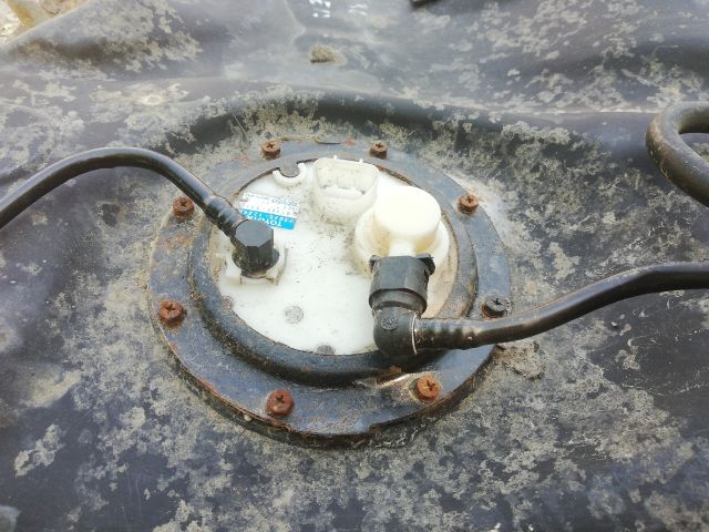 bontott TOYOTA COROLLA Üzemanyagszint Jeladó