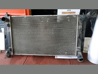 bontott TOYOTA COROLLA Vízhűtő Radiátor (Nem klímás)