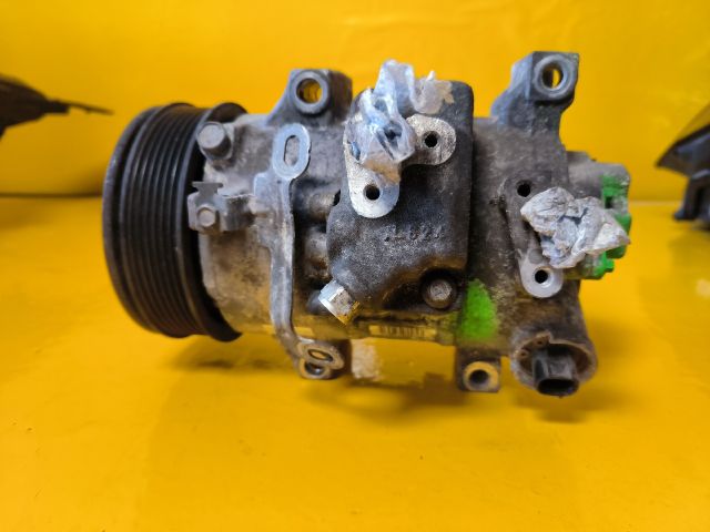 bontott TOYOTA COROLLA Klímakompresszor