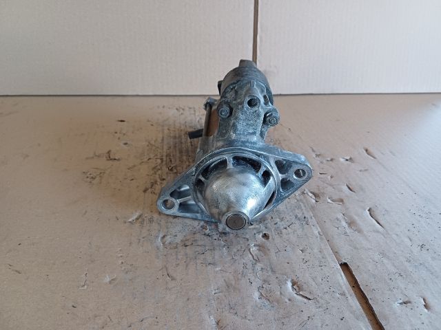 bontott TOYOTA COROLLA Önindító