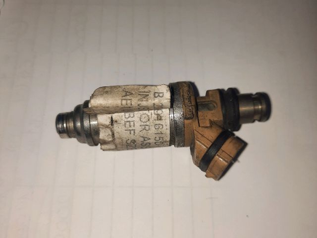 bontott TOYOTA COROLLA Porlasztó (1 db)