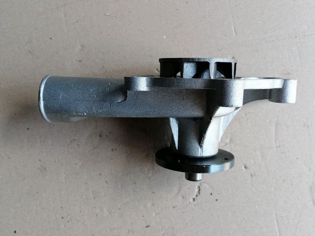 bontott TOYOTA COROLLA Vízpumpa