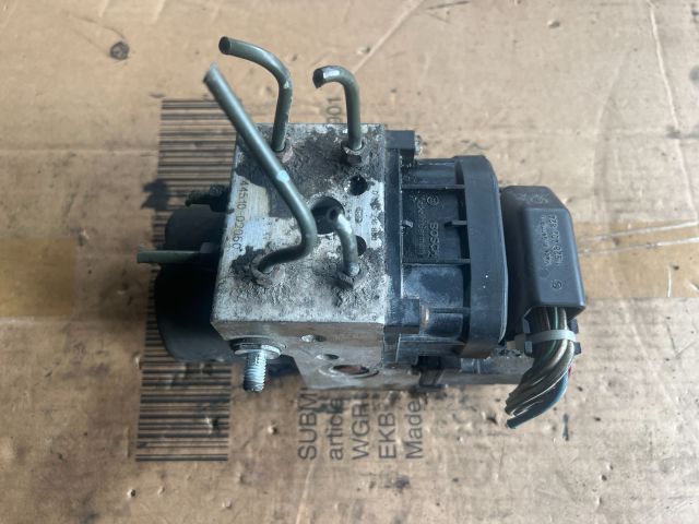 bontott TOYOTA COROLLA ABS Kocka