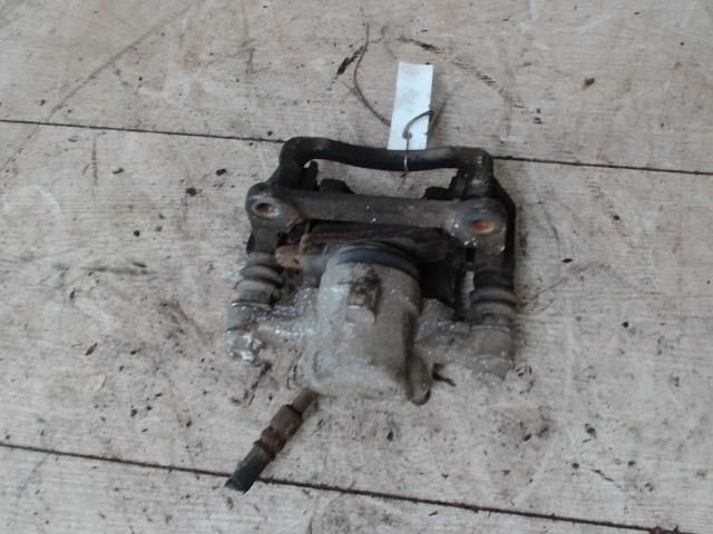 bontott TOYOTA COROLLA Bal hátsó Féknyereg Munkahengerrel