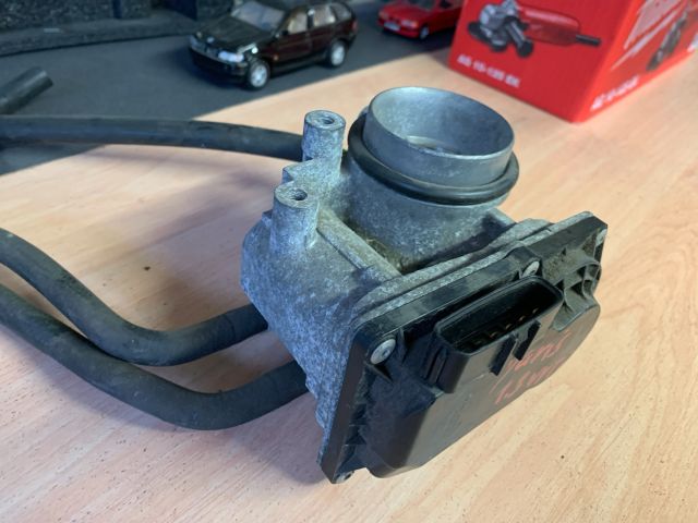 bontott TOYOTA COROLLA Fojtószelep (Elektromos)