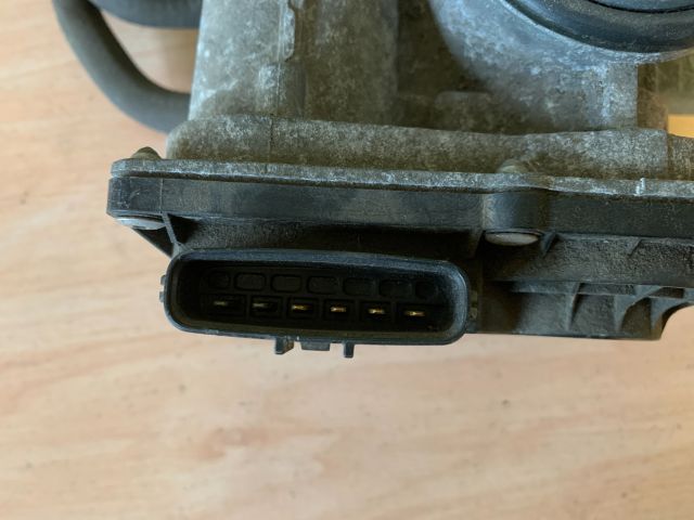 bontott TOYOTA COROLLA Fojtószelep (Elektromos)