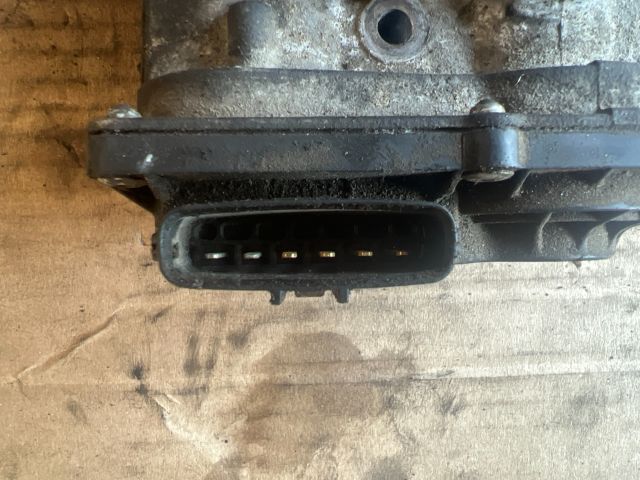 bontott TOYOTA COROLLA Fojtószelep (Elektromos)