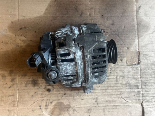 bontott TOYOTA COROLLA Generátor