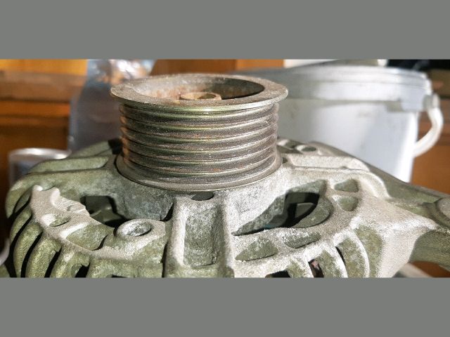 bontott TOYOTA COROLLA Generátor