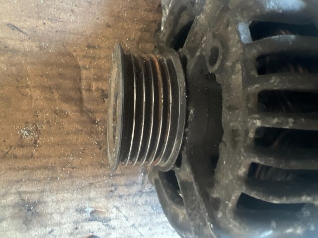 bontott TOYOTA COROLLA Generátor