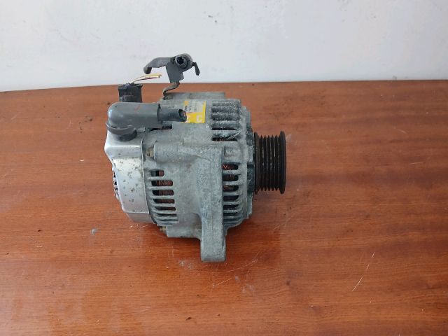 bontott TOYOTA COROLLA Generátor