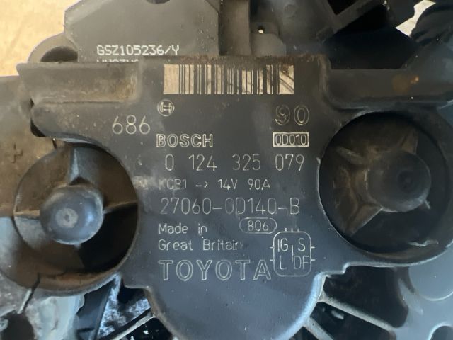 bontott TOYOTA COROLLA Generátor