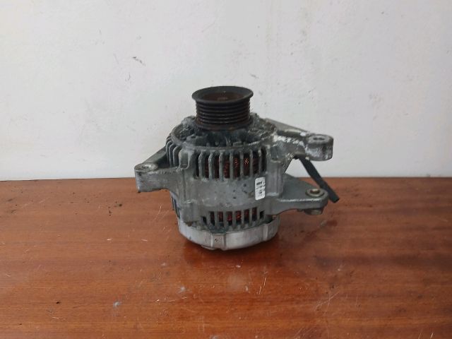 bontott TOYOTA COROLLA Generátor