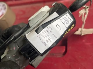 bontott TOYOTA COROLLA Gyújtáskapcsoló Házzal