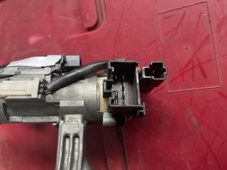 bontott TOYOTA COROLLA Gyújtáskapcsoló Házzal