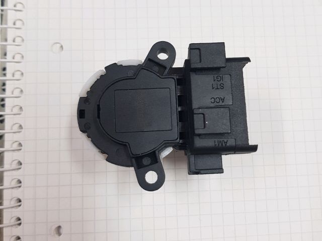 bontott TOYOTA COROLLA Gyújtáskapcsoló