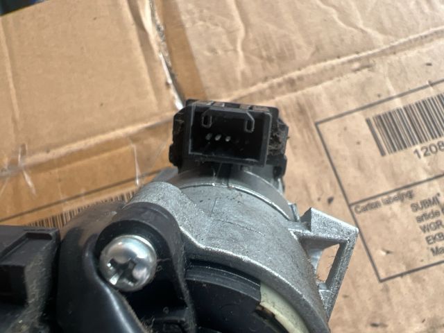 bontott TOYOTA COROLLA Gyújtáskapcsoló