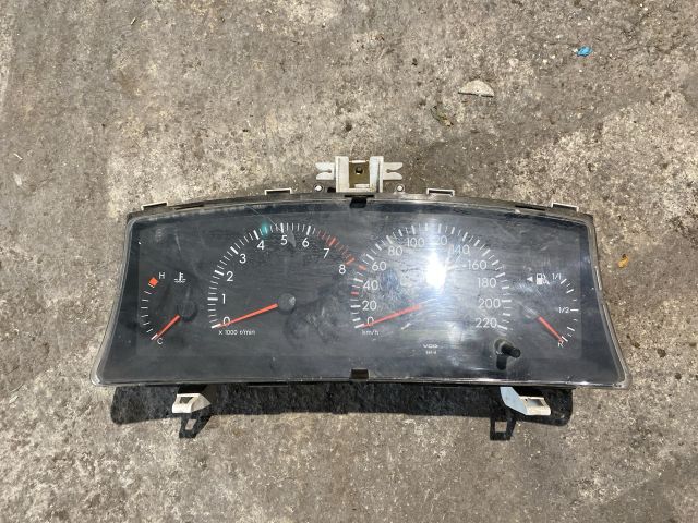 bontott TOYOTA COROLLA Kilométeróra