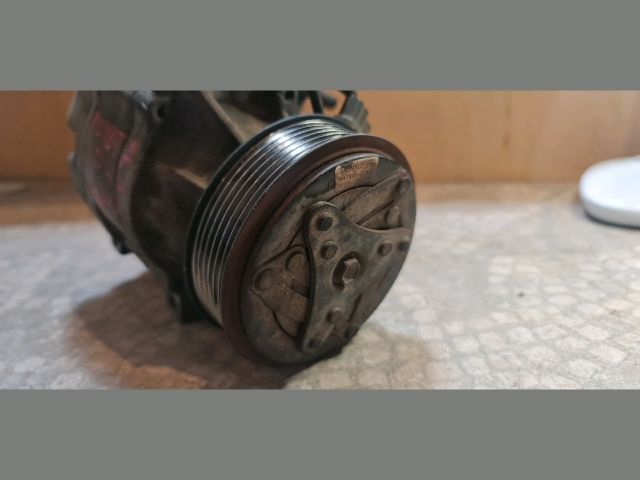 bontott TOYOTA COROLLA Klímakompresszor