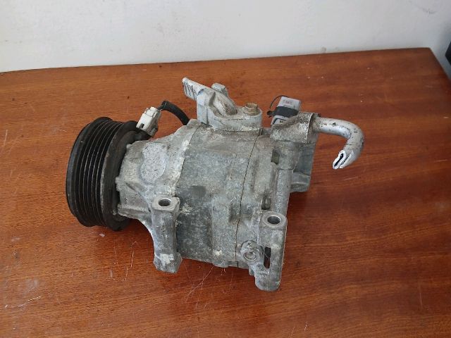 bontott TOYOTA COROLLA Klímakompresszor